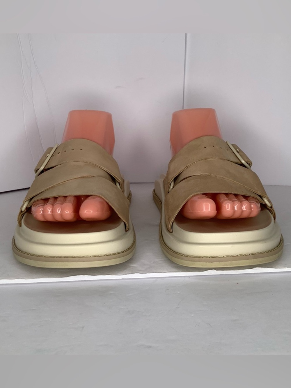 Chaco Townes Angora Nubuck Beige Women's Slide Sandals Sleek Casual Sz 7 - Picture 5 of 10
